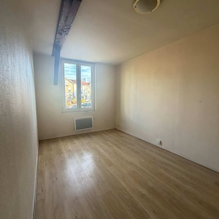 T2 de 33 m² – Place des Carmes – LOCATION – LIMOGES – BEGIP - Photo 4