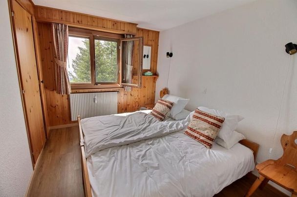 Apartment for rent by the week near the village square - Photo 1