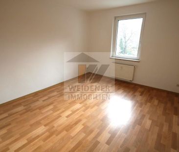 Süd-Balkon, Bad mit Wanne & Dusche – Ruhige Lage mit Blick ins Grüne! - Foto 4