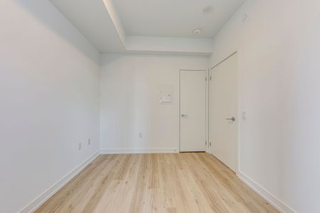 For Lease - 395 Square One Drive Unit# 806, Mississauga, Ontario - Photo 3