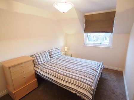 4 bedroom detached house to rent - Photo 5