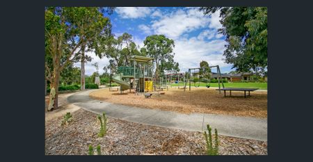 Modern Two-Storey Living in Prime Carrum Downs Location - Photo 5