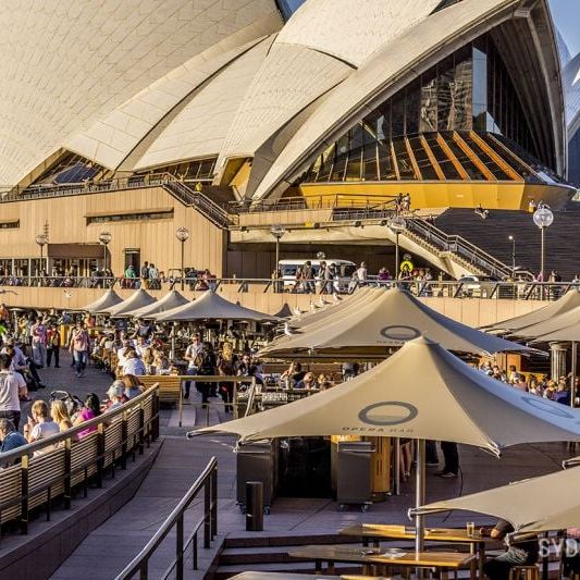 STUDIO APARTMENT IN THE POPULAR BRIDGEPORT APARTMENTS | Furnished - Photo 1