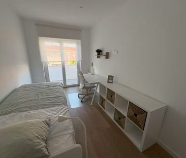 Praceta Primeiro de Maio, Amadora, Lisbon 2720 - Foto 1