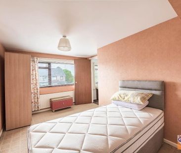 43 Saintfield Road, Lisburn, BT27 5BH - Photo 5