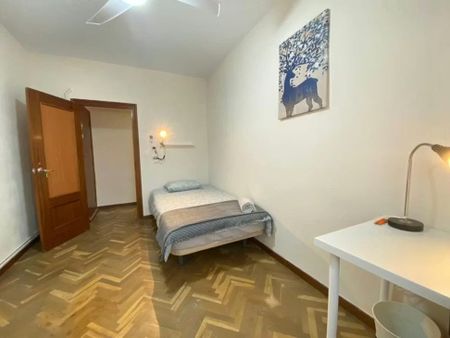 Calle del Doctor Bellido, Madrid, Community of Madrid 28018 - Photo 2