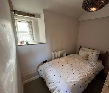 Cottage to rent on - Photo 2