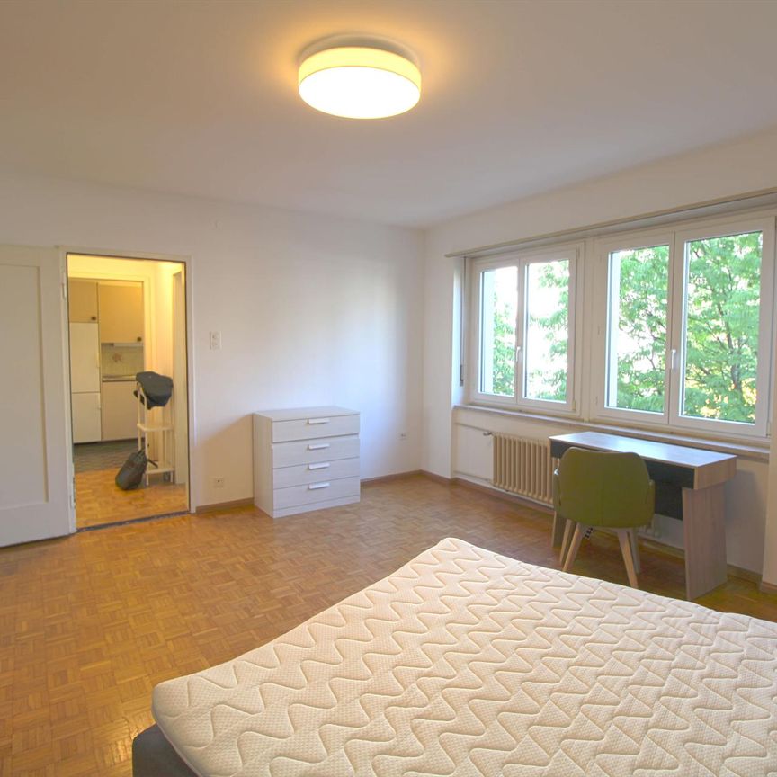 Möbliertes WG-Zimmer in der Nähe vom Claraplatz - Photo 1
