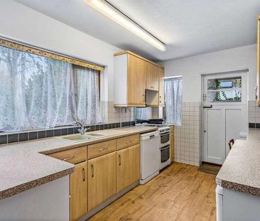 Walton Road, SG12 - Photo 6