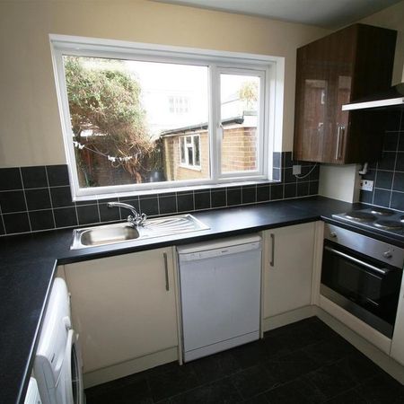 4 bedroom house to rent - Photo 3