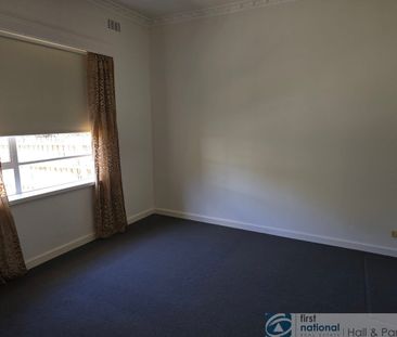 Well Presented 3 Bedroom - Photo 5