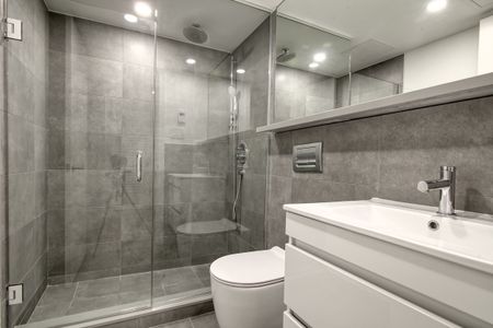 3460 Peel Street - Photo 4