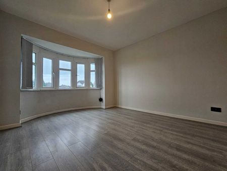 Birmingham Road, Birmingham, Great Barr - Photo 2