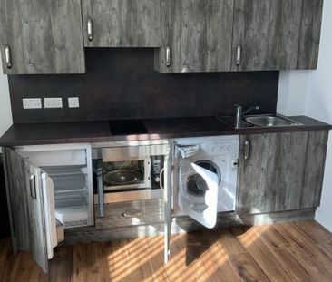 Studio to rent - Photo 4