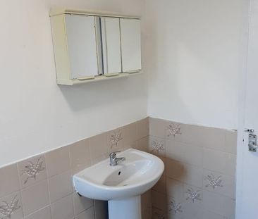 1 Bed Flat, Saint Marys Hall Road, M8 - Photo 3