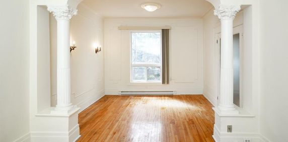 Très grand 4 et 1/2 au Plateau Mont Royal - Photo 2