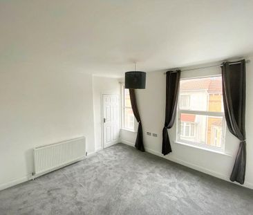 4 bedroom terraced house to rent - Photo 5