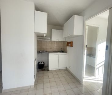 Location Appartement 2 pièces 23m² VALLAURIS 06220 - Photo 3