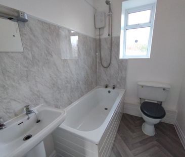 2 Bed Flat, Kingfisher House, L13 - Photo 3