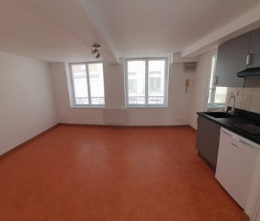 Location Appartement 2 pièces 27m² ST OMER 62500 - Photo 2