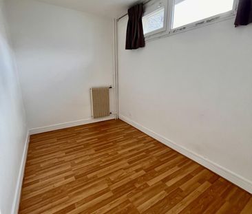 A LOUER 2P 46m² PARIS XVème CAVE PARKING ET BALCON - Photo 5