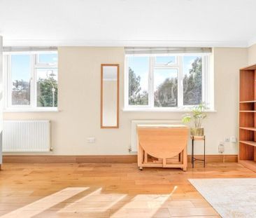 Studio Flat, Walpole Close, W13 - Photo 1