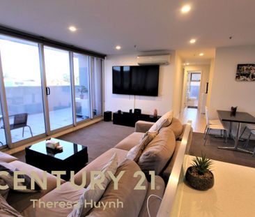 2 Bedroom Fully Furnished in Central Springvale - Photo 2