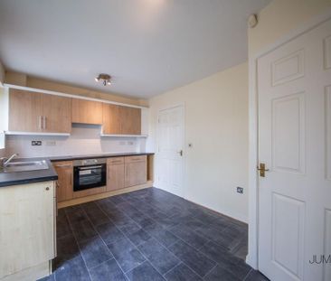 3 bedroom terraced house to rent - Photo 4