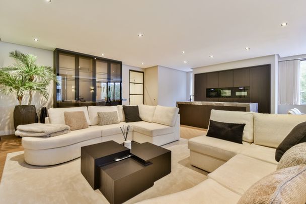 Te huur: Appartement Gustav Mahlerlaan 529 D in Amsterdam - Photo 1