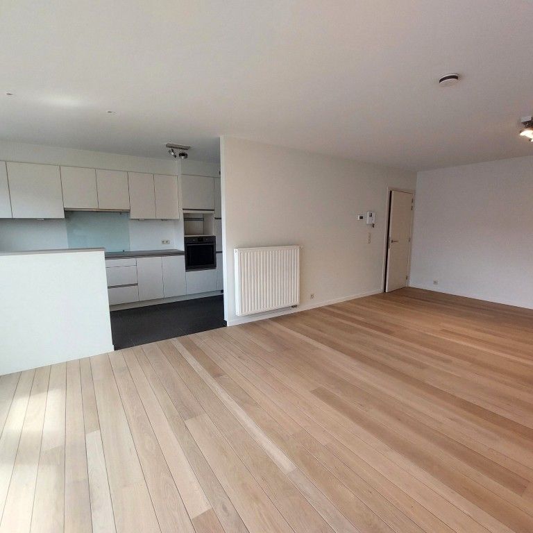 Appartement te huur in Waarschoot - Photo 1