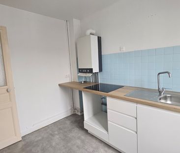 Location Appartement 3 pièces 52m² FONTAINEBLEAU 77300 - Photo 4