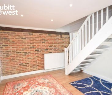 3 bedroom terraced house to rent - Photo 5