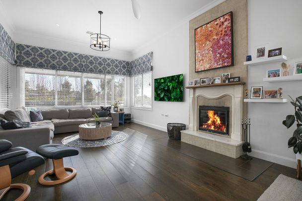 14 Goiser Loop, Googong NSW 2620 - House For Rent | Domain - Photo 1