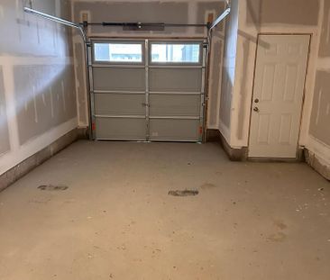 For Lease - 3333 Sixth Line, Oakville, Ontario - Photo 5