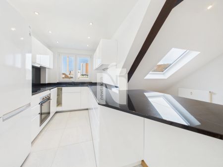 Charmante 3.5-Zimmer-Attikawohnung mit grossem Balkon und direktem Liftzugang – über den Dächern von Basel - Foto 5