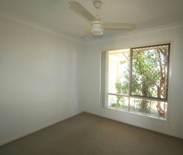 Family Home in Riverview Estate! - Photo 3