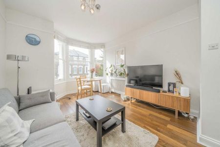 2 bedroom flat to rent - Photo 5