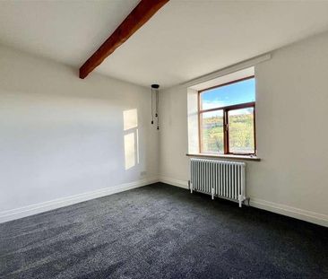 Upperthong Lane, Holmfirth, HD9 - Photo 1