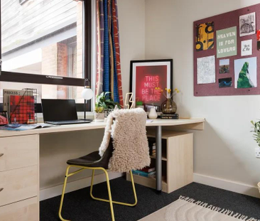 1 bedroom in a flat share to rent - Photo 3