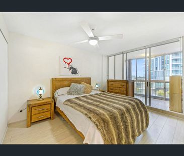 Partial Furnished Two Bedroom Unit in Stunning Position - Walk to T... - Photo 3