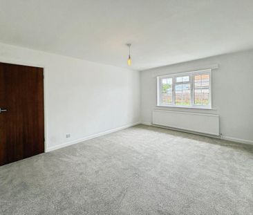 4 bedroom detached bungalow to rent - Photo 4