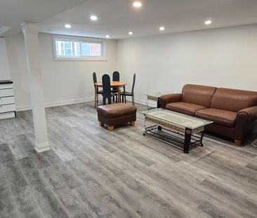 For Lease - 383 Fernleigh Circle Unit# Bsmt, Richmond Hill, Ontario - Photo 3