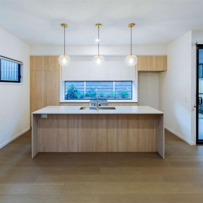 Break Lease Offer - Stunning Townhouse for Rent in Prime Carina Location - Experience Modern Living and Convenience! - Photo 1