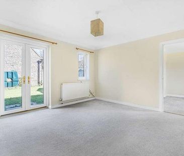 May Tree Close, Coates, Cirencester, Gloucestershire, GL7 - Photo 1