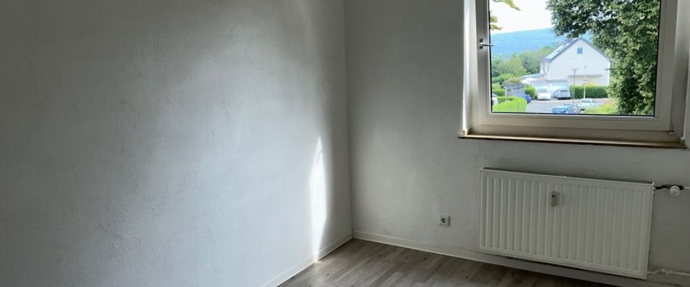 Große 3 Zimmer Wohnung -frisch saniert - Foto 1