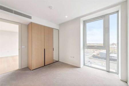 Spacious and light modern one bedroom apartment with balcony. - Photo 2