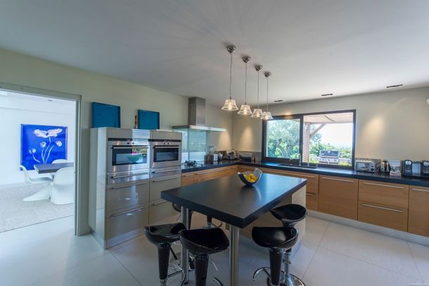 Rental Villa Porto-Vecchio 10 Rooms 450 m² - Photo 1