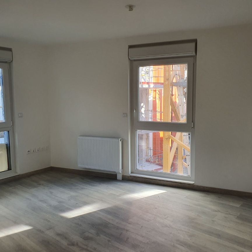 Location Appartement 1 pièce 29m² VALENCIENNES 59300 - Photo 1