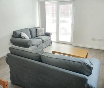 2 bedroom flat to rent - Photo 4