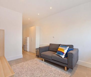 Studio to rent - Photo 6